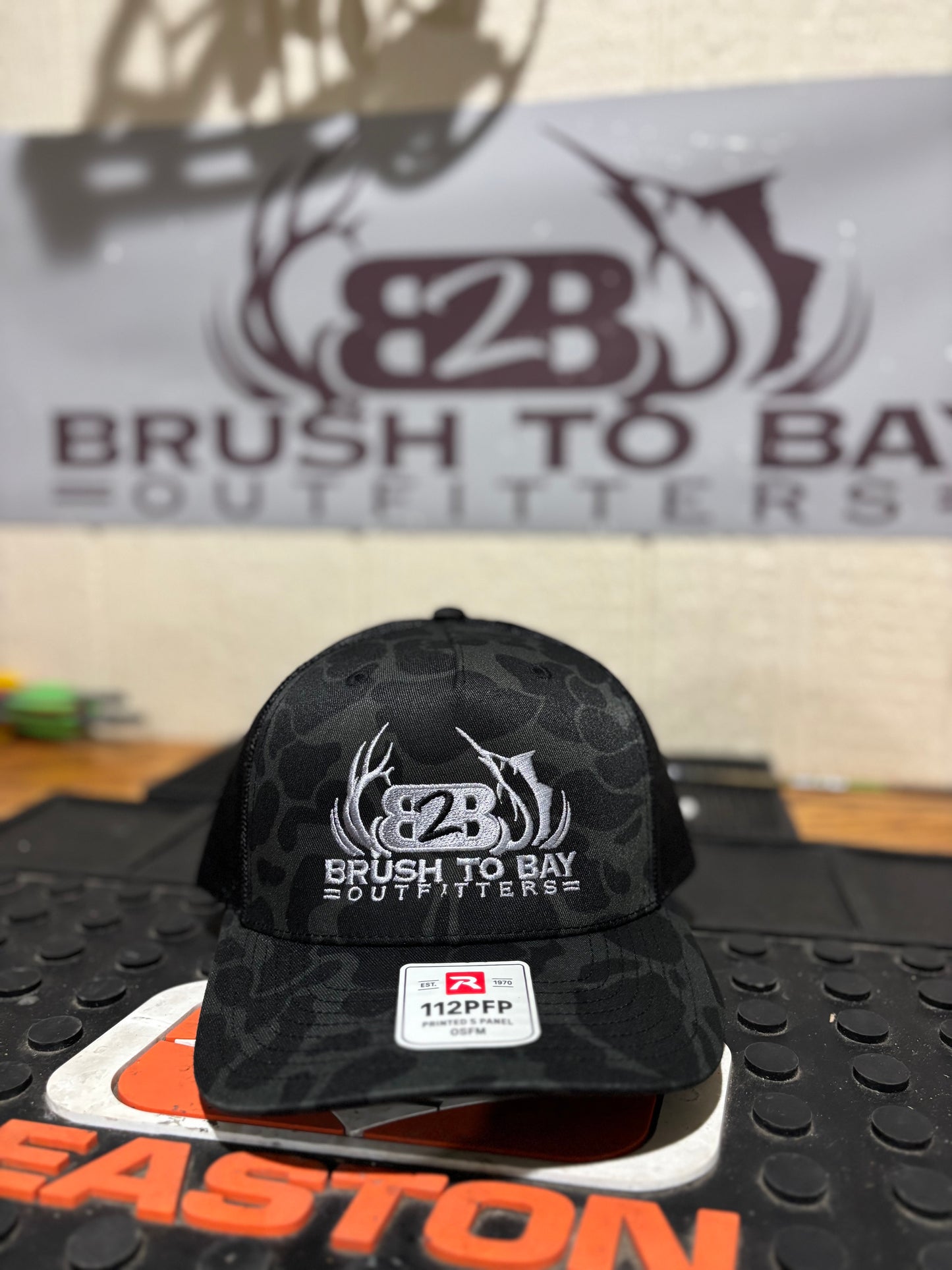 BRUSH 2 BAY OUTFITTERS Camo Cap
